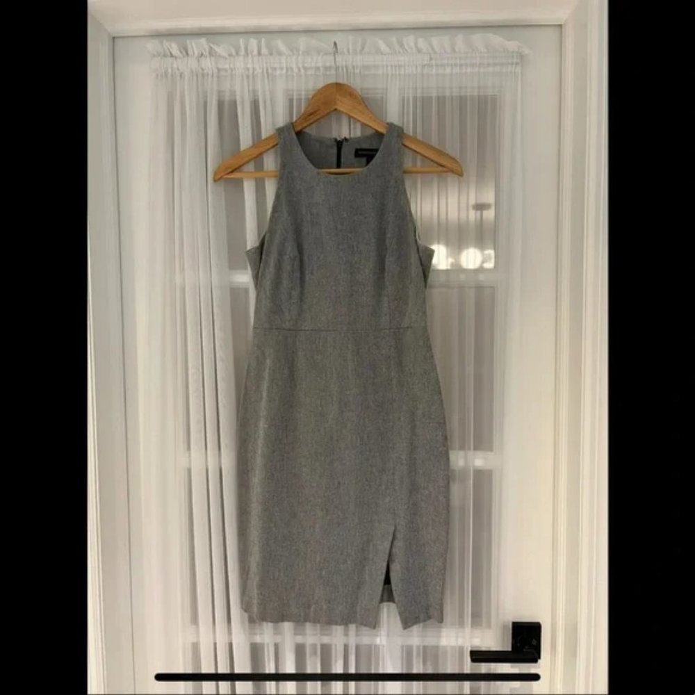 Banana Republic 4P Dress ~ Gray Sleeveless Sheath